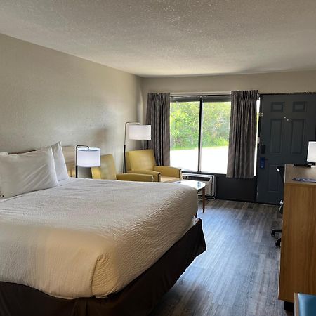Days Inn By Wyndham Branson Ozarks Экстерьер фото
