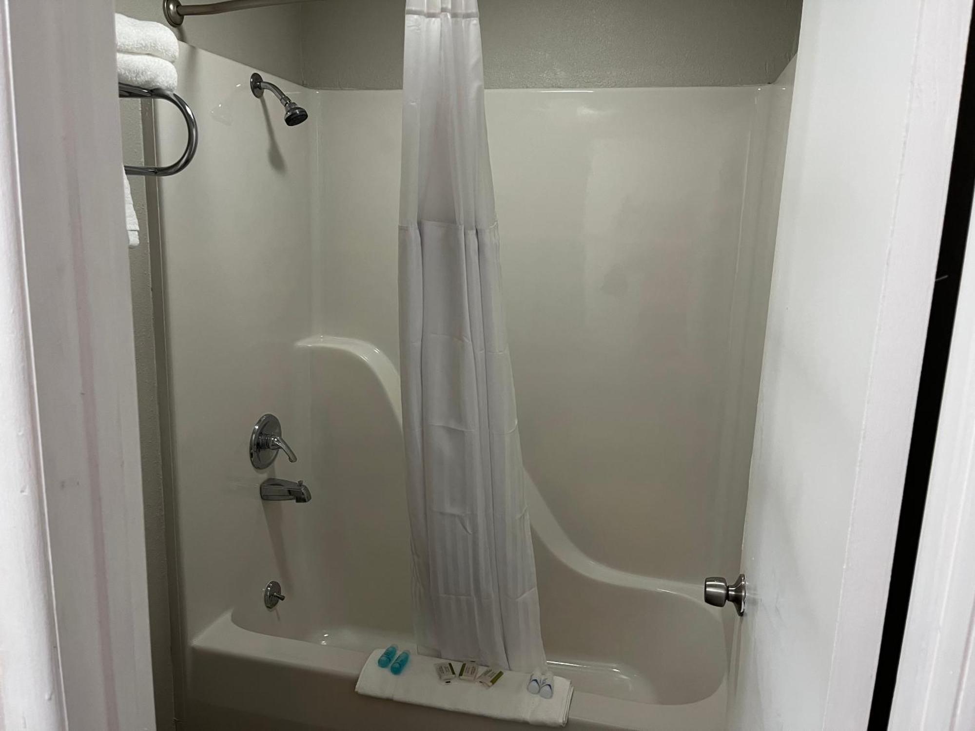 Days Inn By Wyndham Branson Ozarks Экстерьер фото